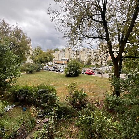 Apartament- Metro Trocka Warszawa Exteriör bild