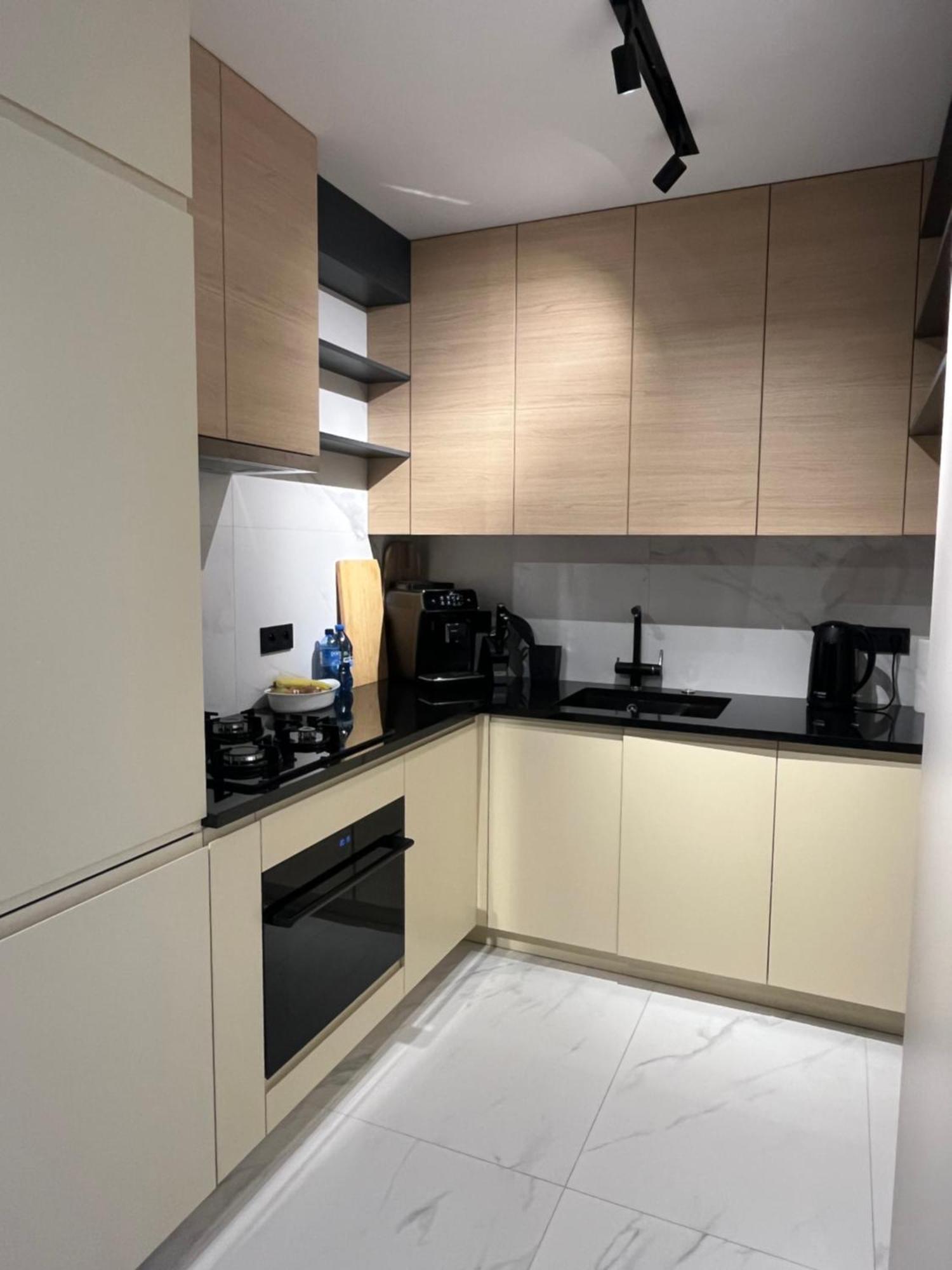 Apartament- Metro Trocka Warszawa Exteriör bild