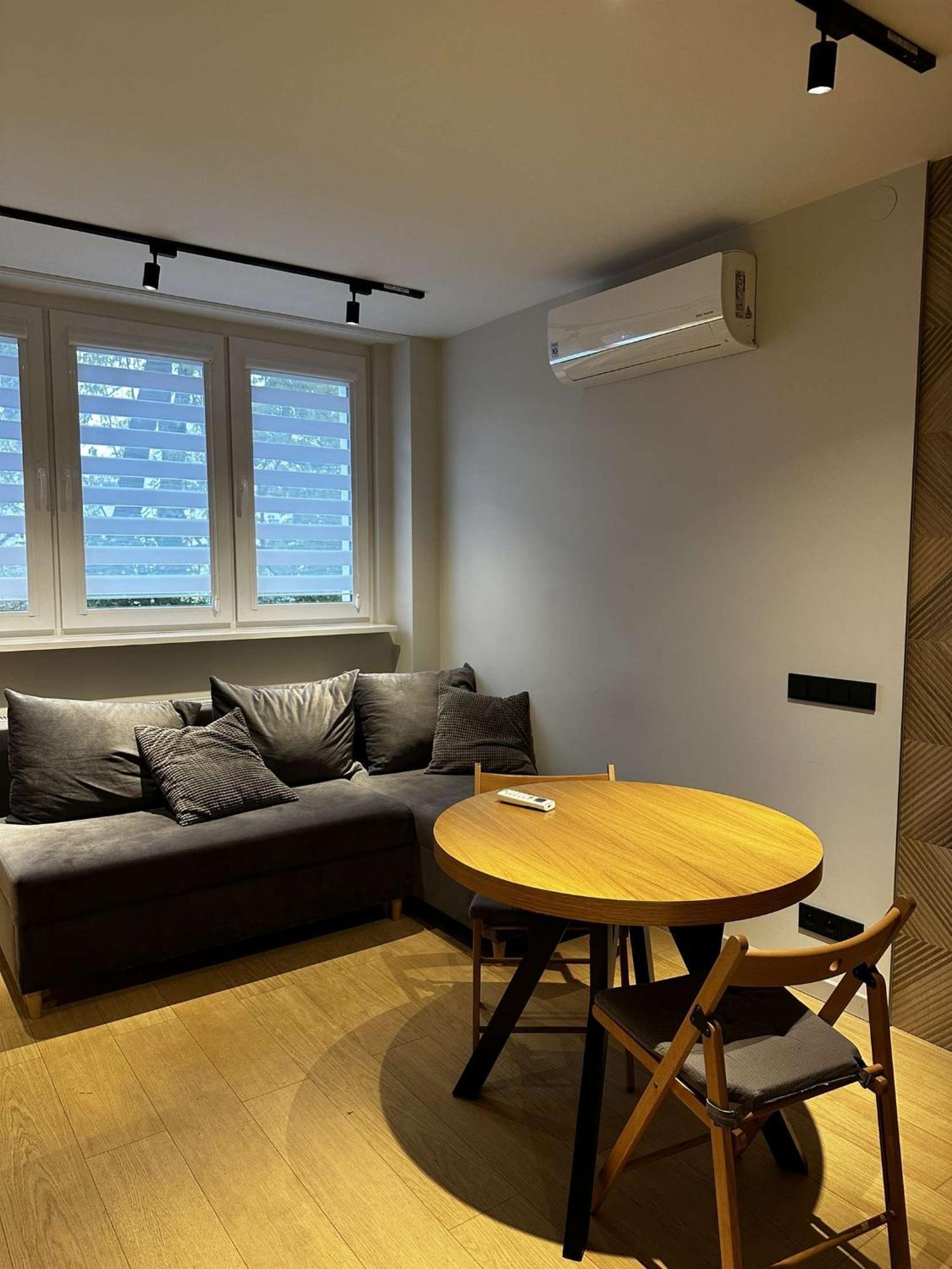 Apartament- Metro Trocka Warszawa Exteriör bild